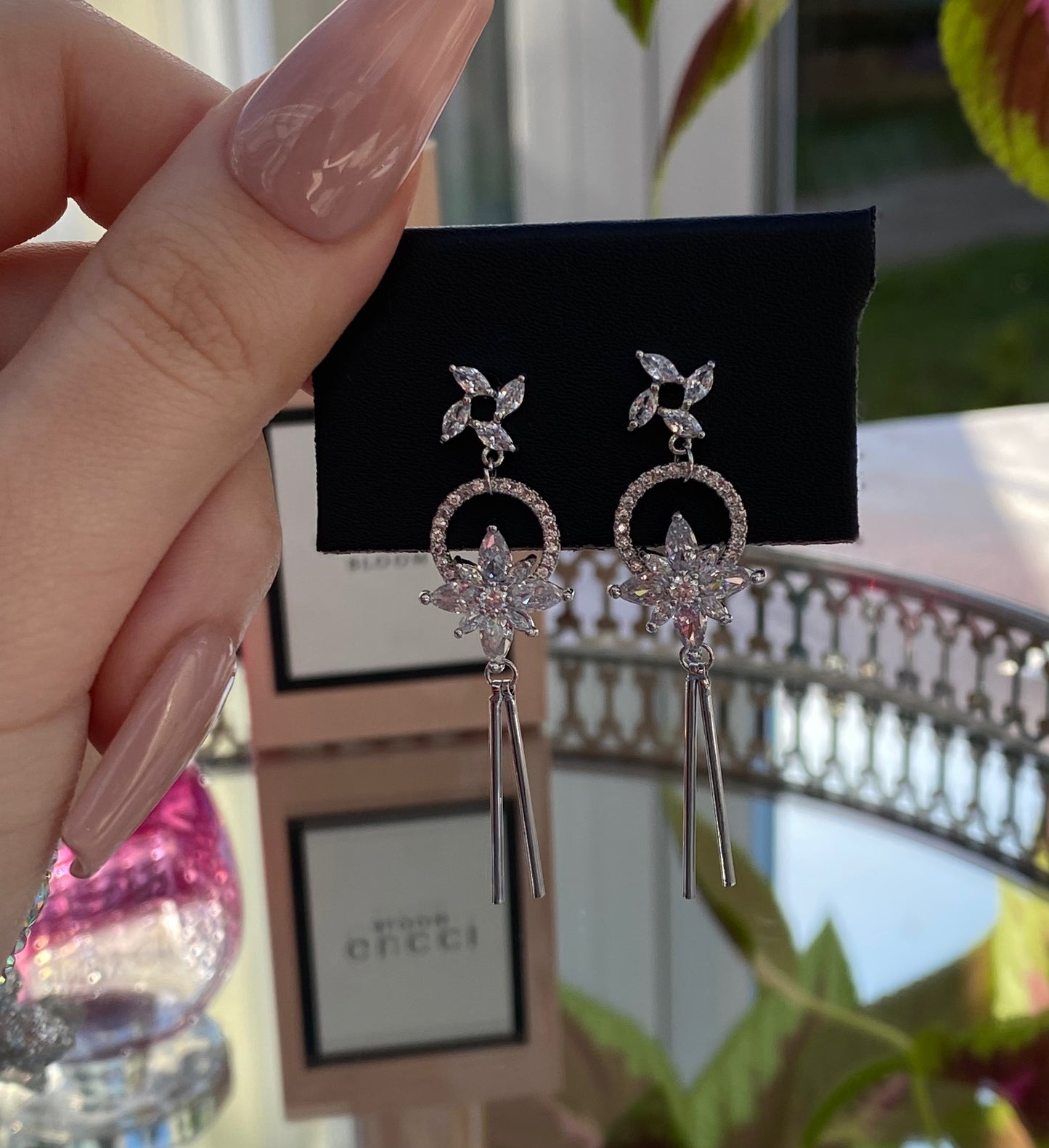 LONG SPARKLE EARRINGS