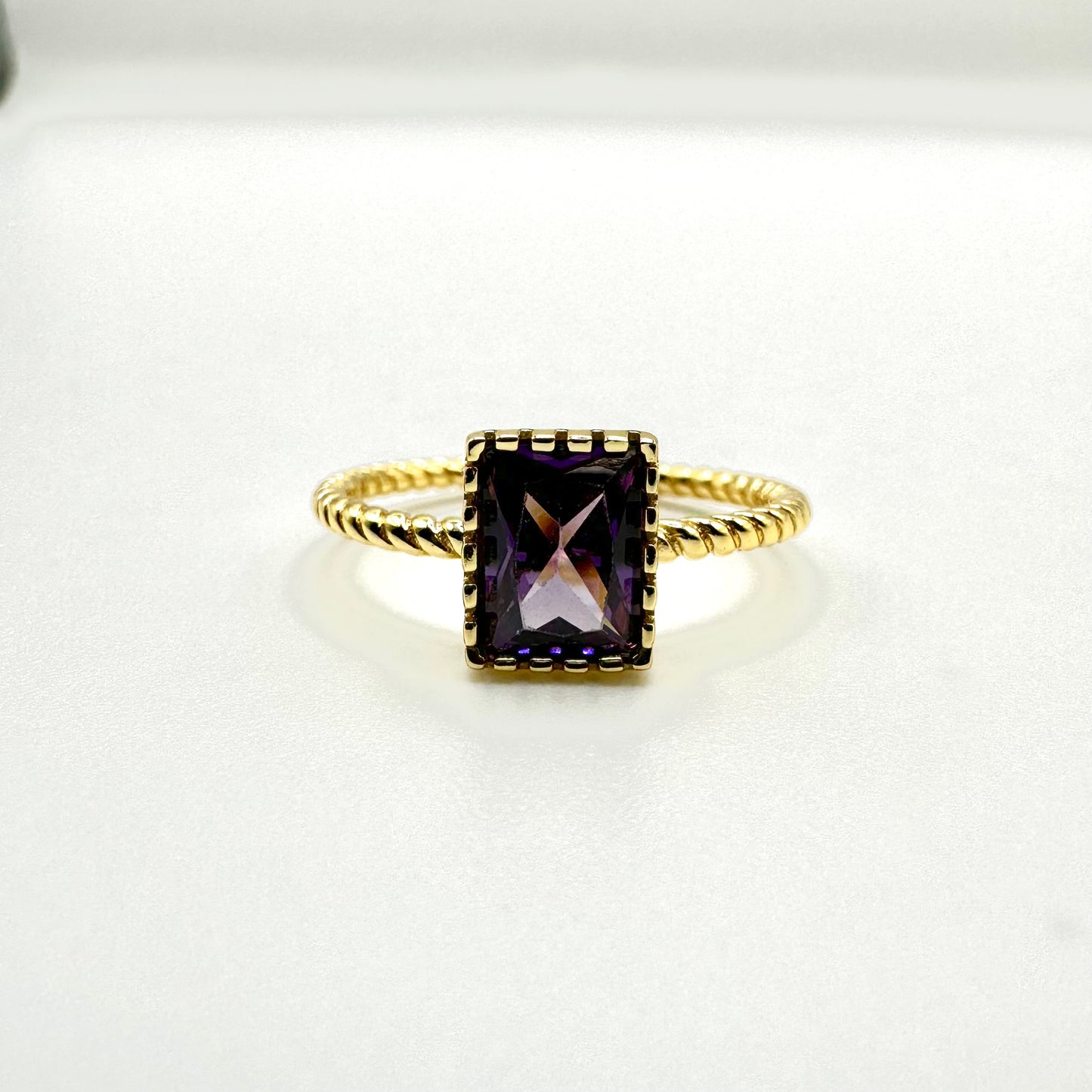 Lilia Ring