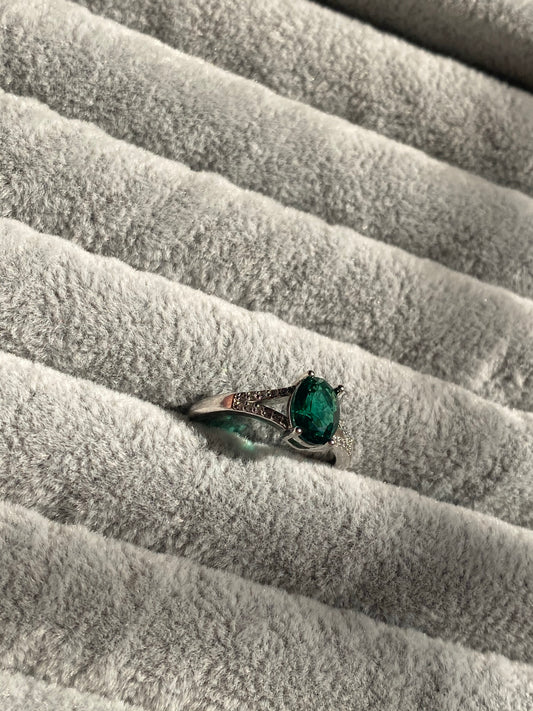 ESMERALDA RING