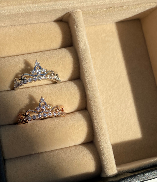 QUEEN OF HEARTS RING